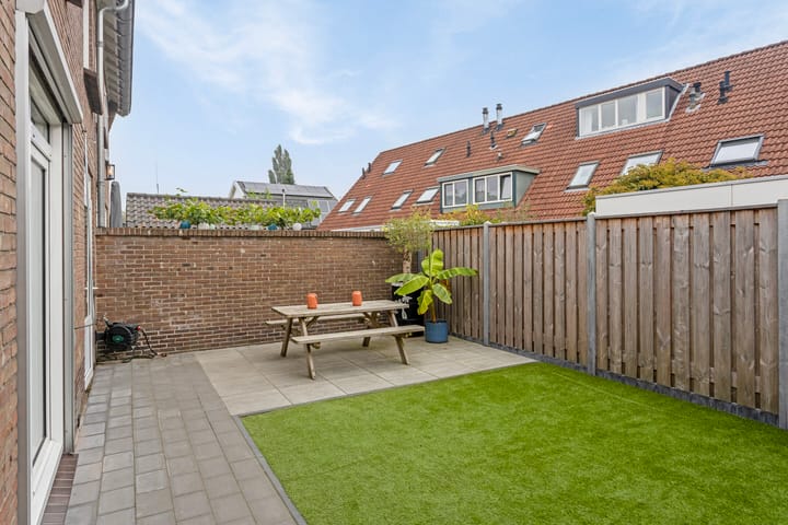 Photo 24 of Klompstraat 4