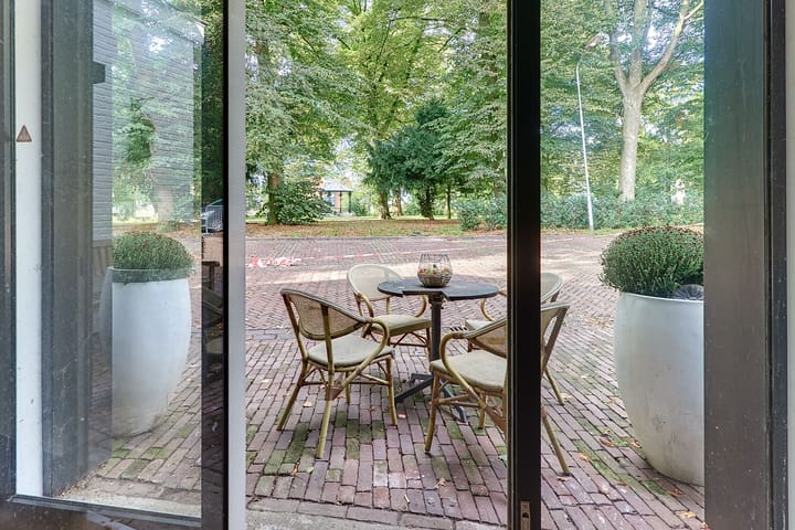 Photo 19 of Plantage 10