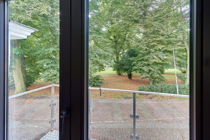 Photo 42 of Plantage 10