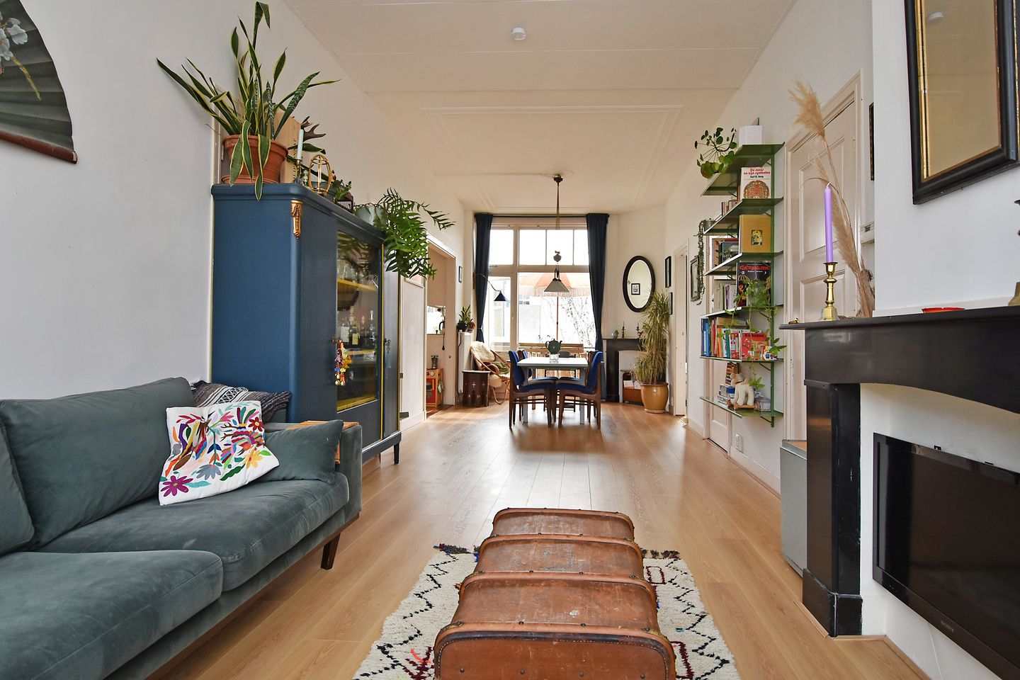 Photo 4 of Douzastraat 32