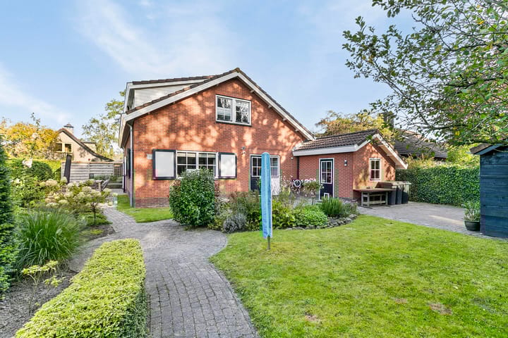 Foto 3 van van Bourgondiëlaan 56