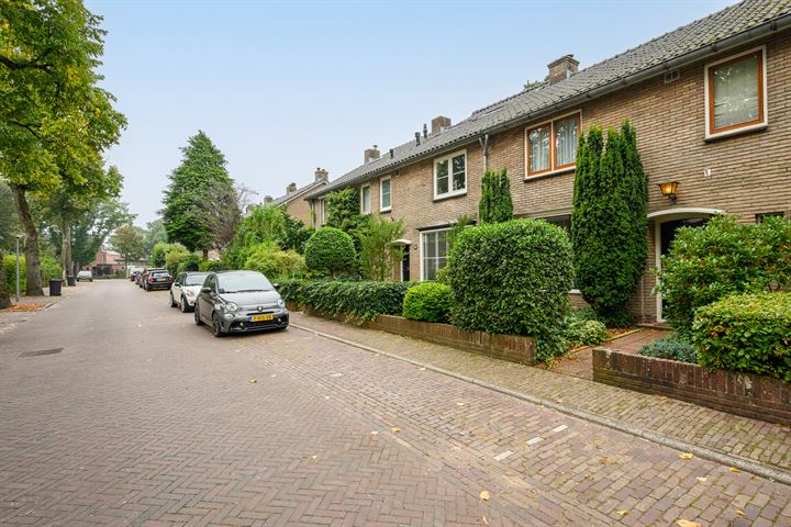 Bekijk foto 2 van Lindenlaan 108