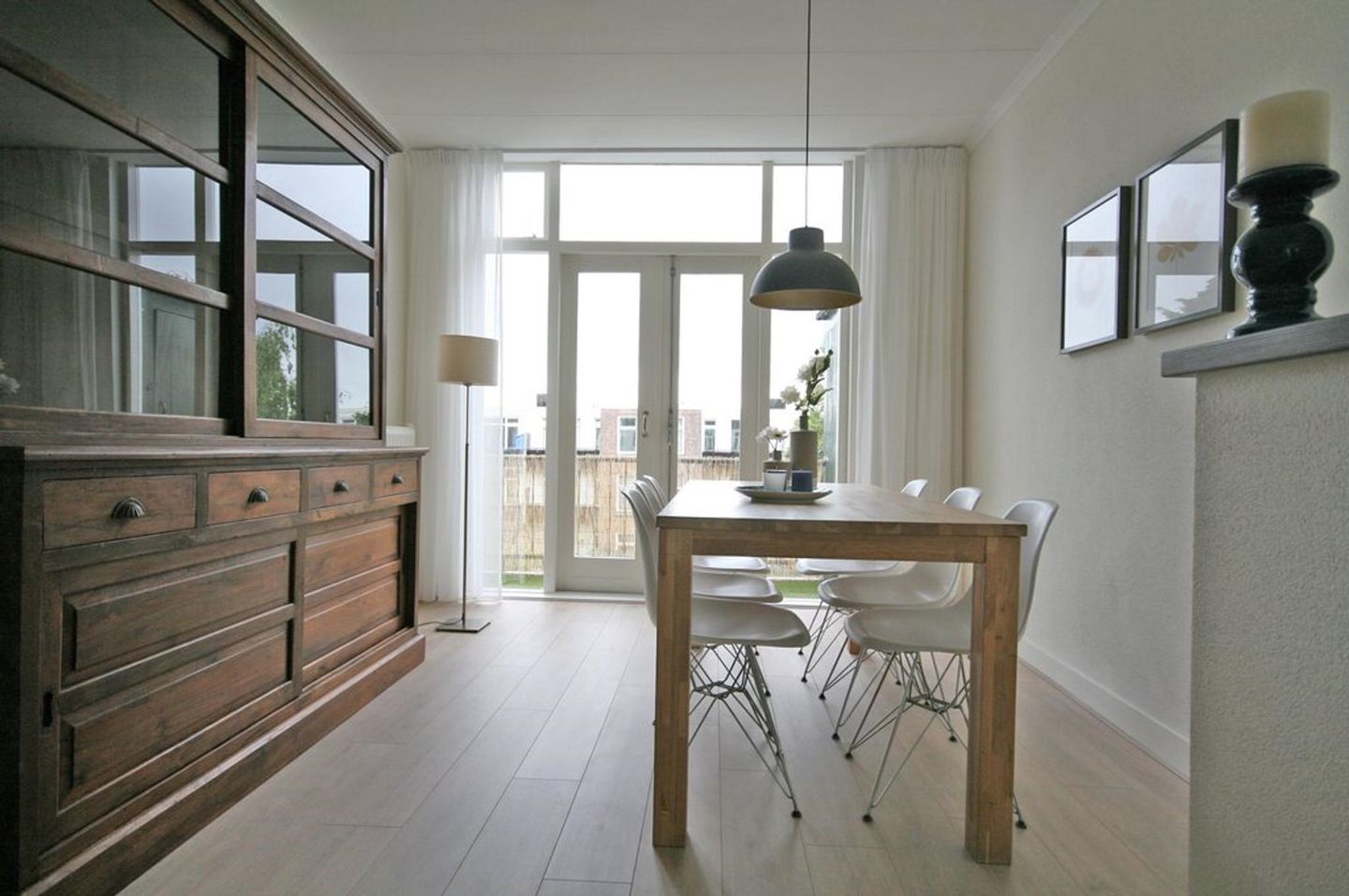 Photo 4 of van Alphenstraat 19