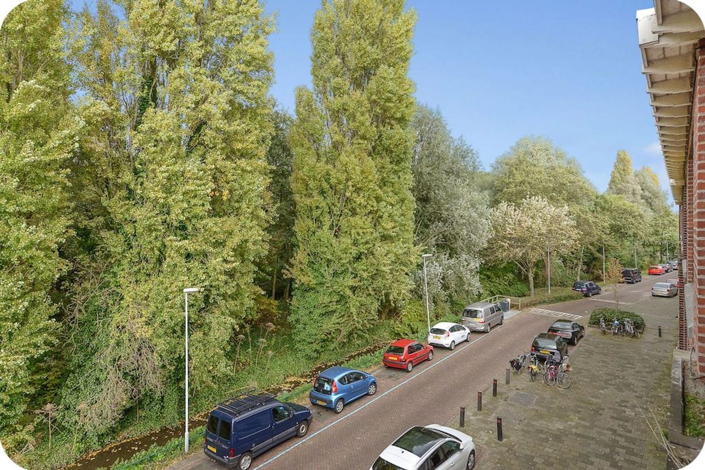 Photo 20 of van Alphenstraat 19