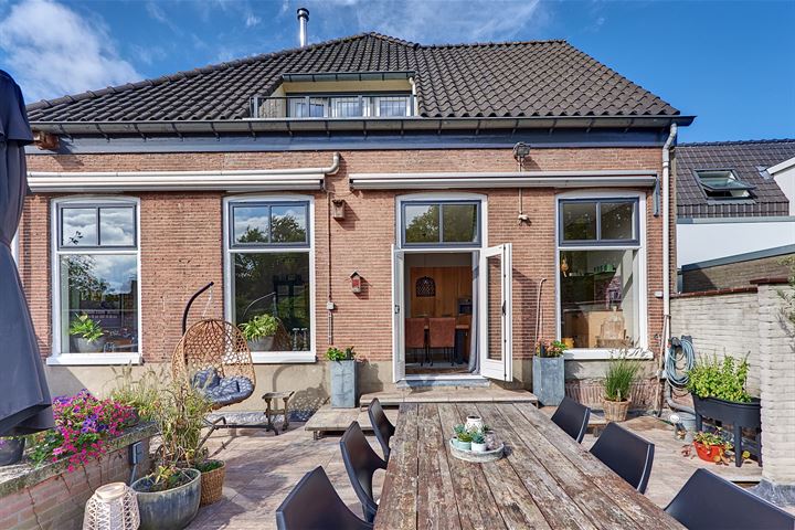 View photo 67 of Donkerstraat 48