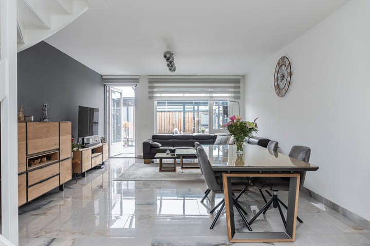 Foto 2 van Zuidhornstraat 4