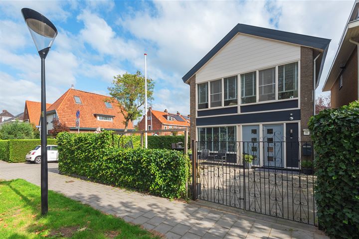 Bekijk foto 1 van Weverstraat 19