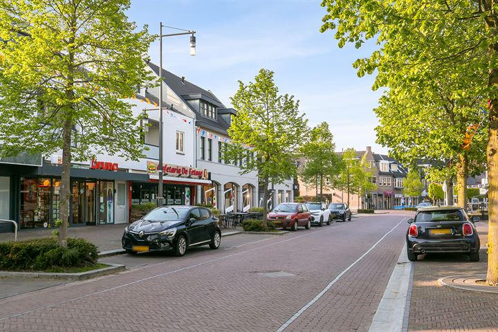 View photo 32 of Dokter Rauppstraat 24