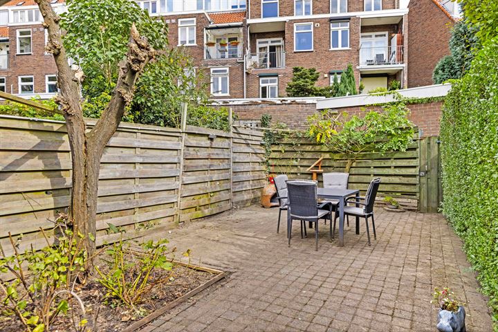 Bekijk foto 34 van Tulpstraat 6