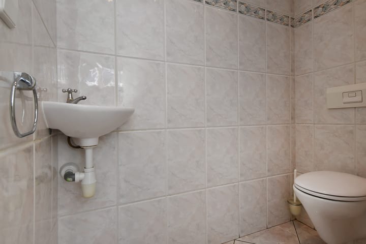 Photo 6 of Burgemeester van der Werffstraat 44