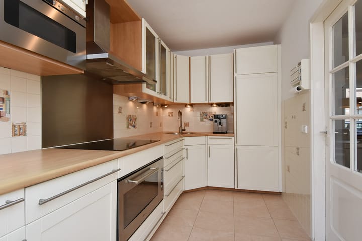 Photo 19 of Burgemeester van der Werffstraat 44