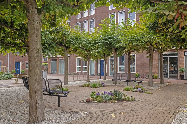 Bekijk foto 2 van Hoofdstraat 33