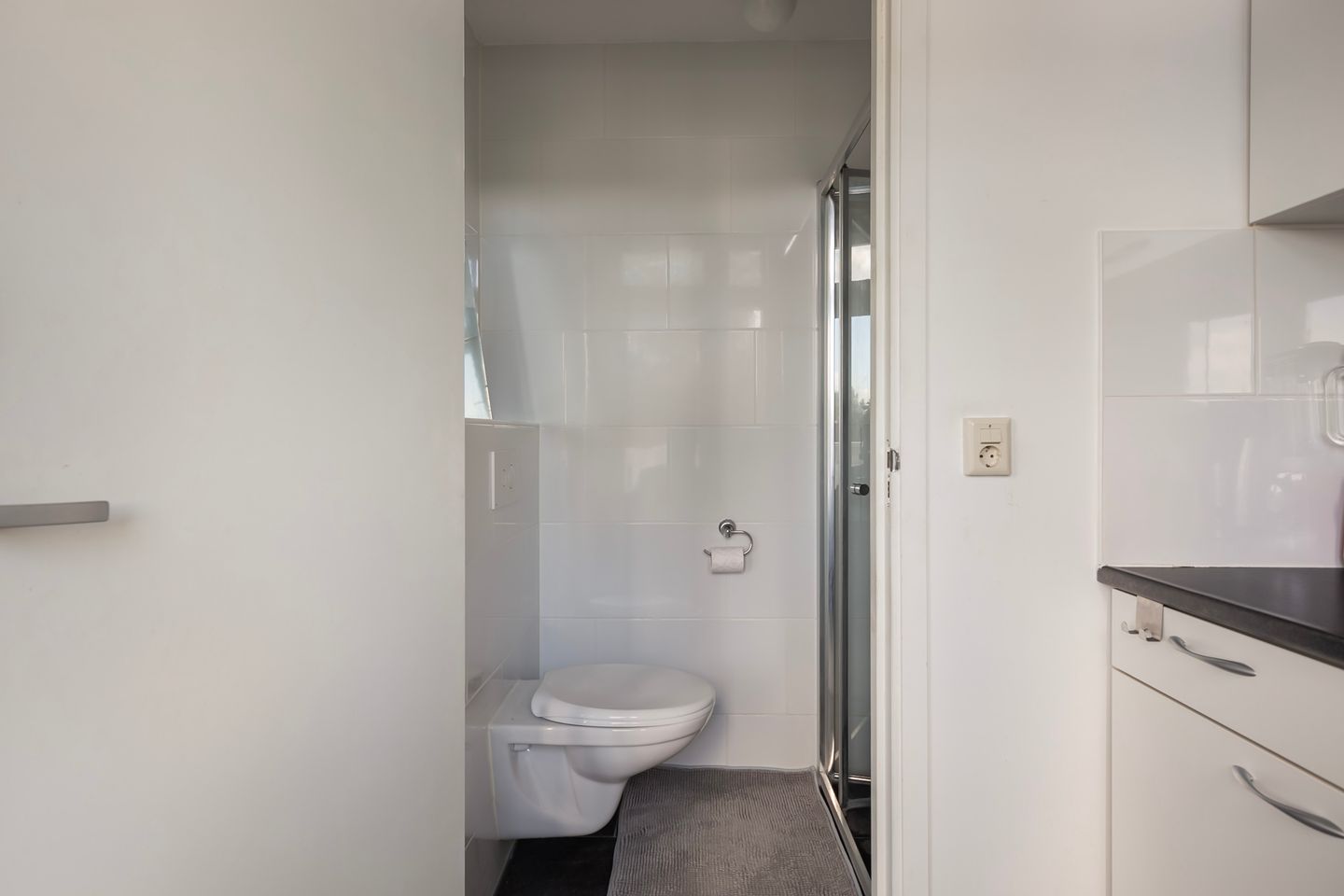 Foto 10 van Dordtsestraatweg 749-B