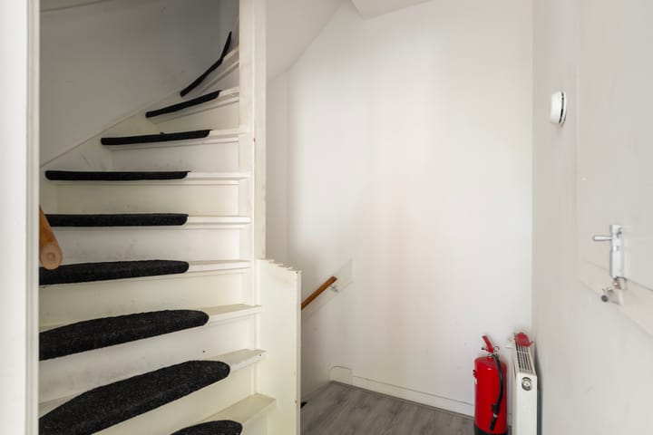 Foto 12 van Dordtsestraatweg 749-B