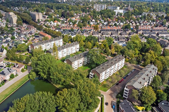 Bekijk foto 4 van Koning Lodewijklaan 608