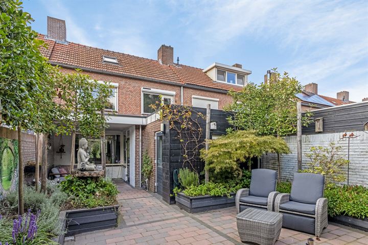 Bekijk foto 35 van Fokkerstraat 11