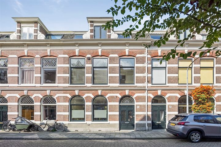 Bekijk foto 1 van Coornhertstraat 18