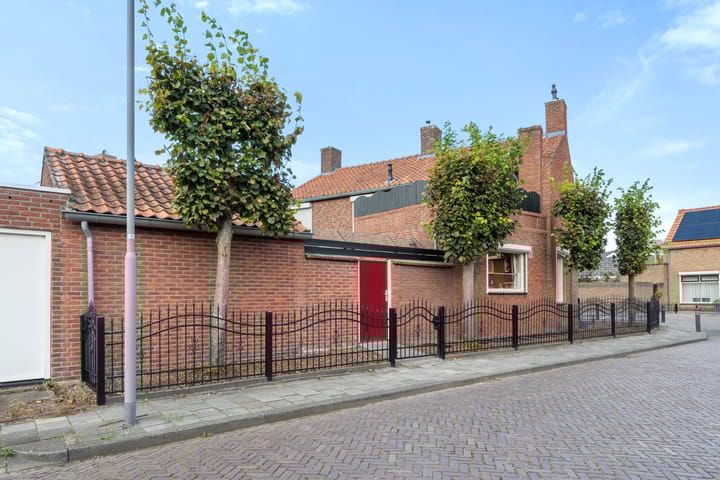 Foto 27 van Schoolstraat 21