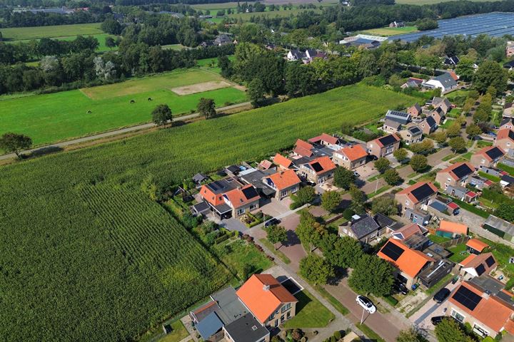 Bekijk foto 38 van Steenpoel 22