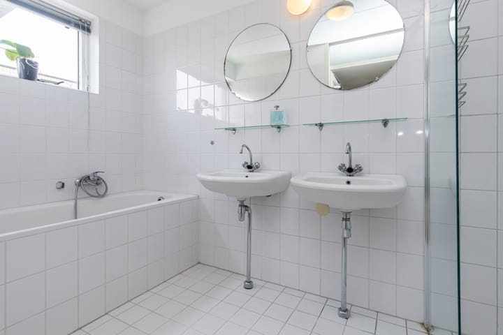 Foto 24 van Waterbiesweg 50