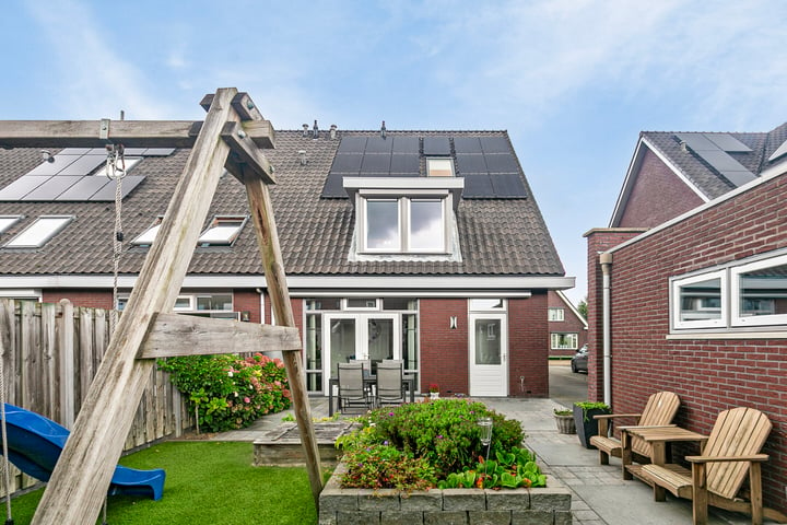 Bekijk foto 32 van Bonekruidstraat 26