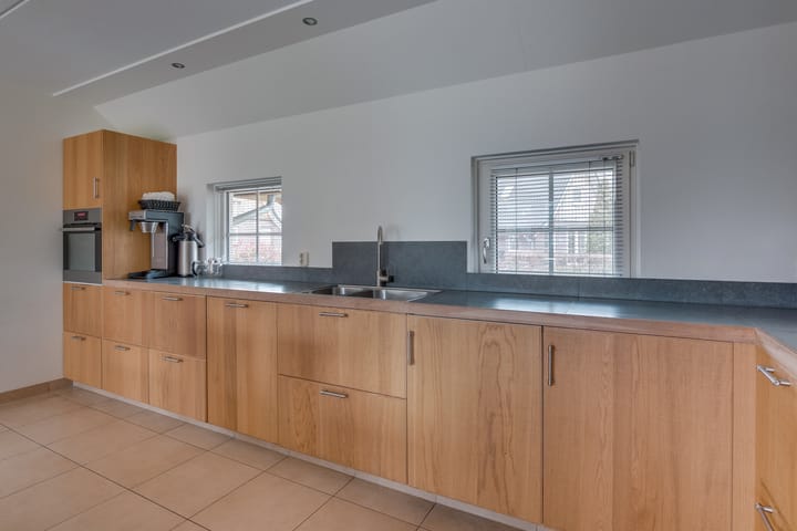 Photo 7 of Knollenhaarweg 7-128