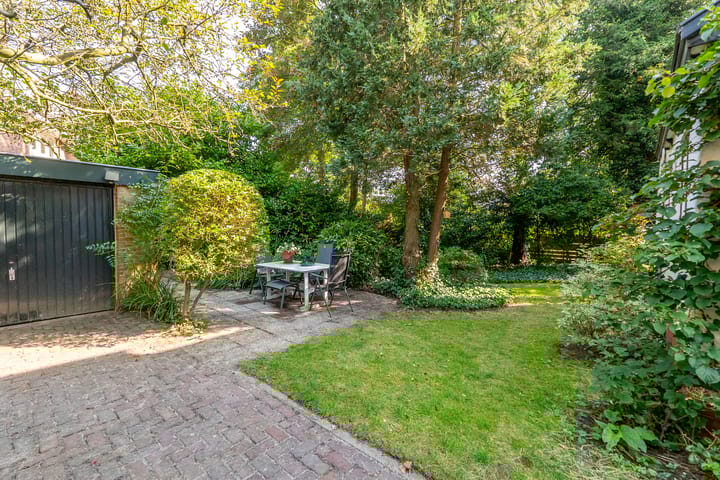 Photo 17 of Burgemeester Van Hellenberg Hubarlaan 22