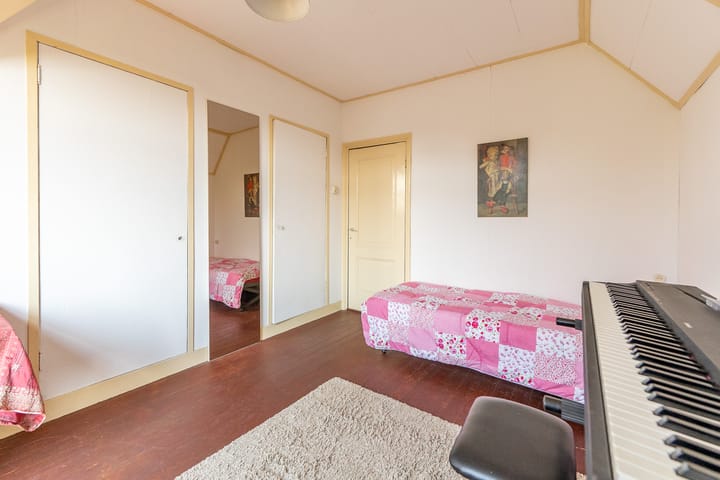 Photo 33 of Burgemeester Van Hellenberg Hubarlaan 22