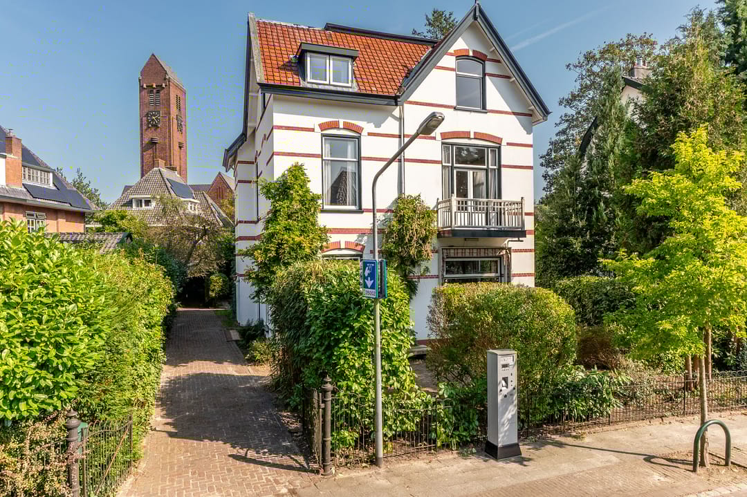 Photo 38 of Burgemeester Van Hellenberg Hubarlaan 22