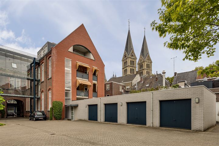 View photo 42 of Munsterstraat 14-E