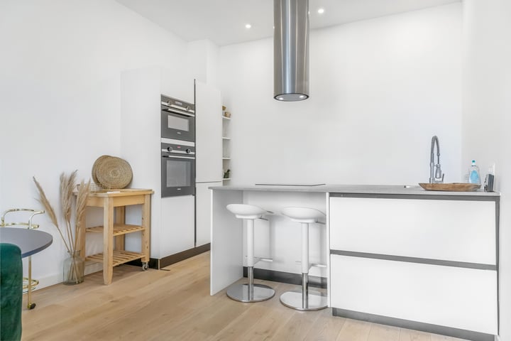Bekijk foto 4 van Essenburgsingel 107-B01