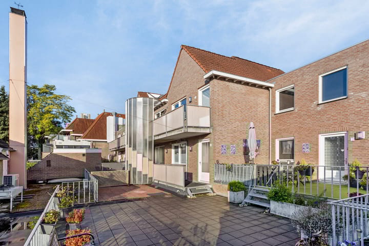 Photo 5 of Tuinpad 4