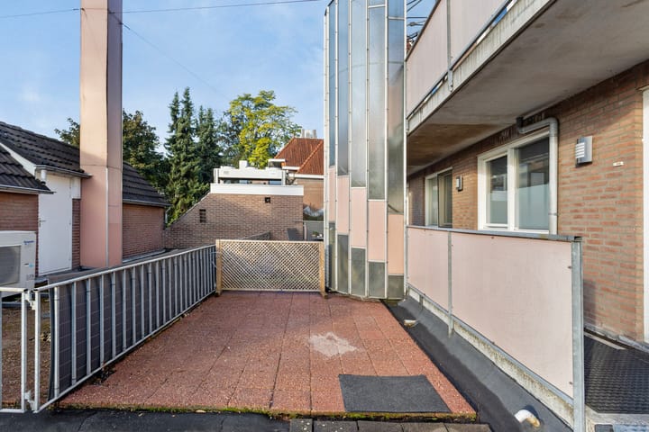 Photo 8 of Tuinpad 4