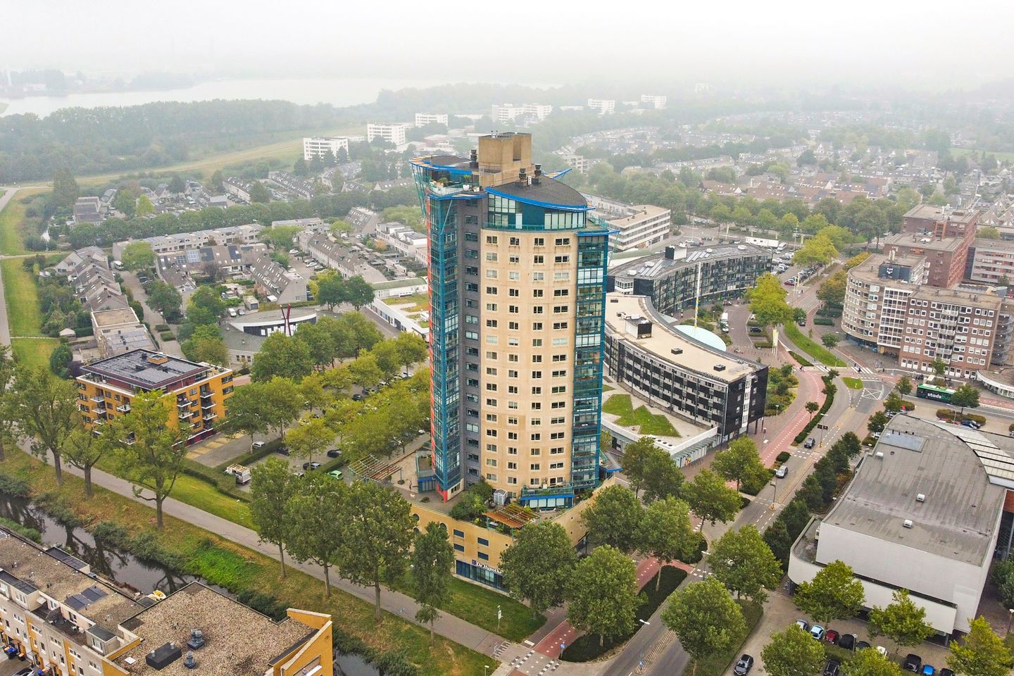 Foto 1 van Van Eesterenplein 292