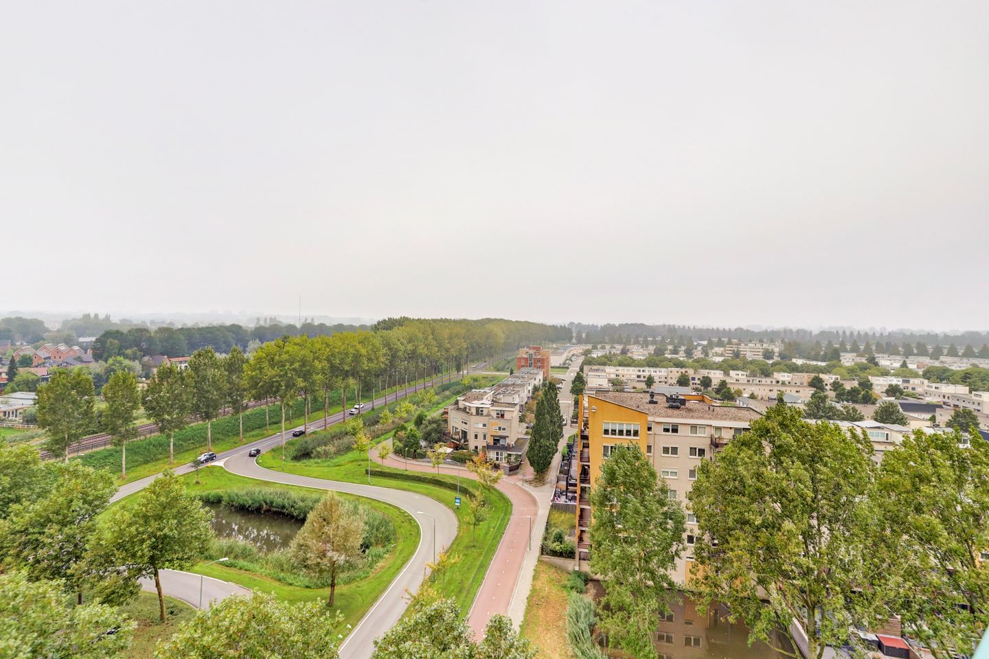 Foto 4 van Van Eesterenplein 292