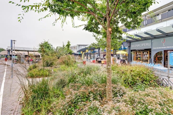 Foto 7 van Van Eesterenplein 292