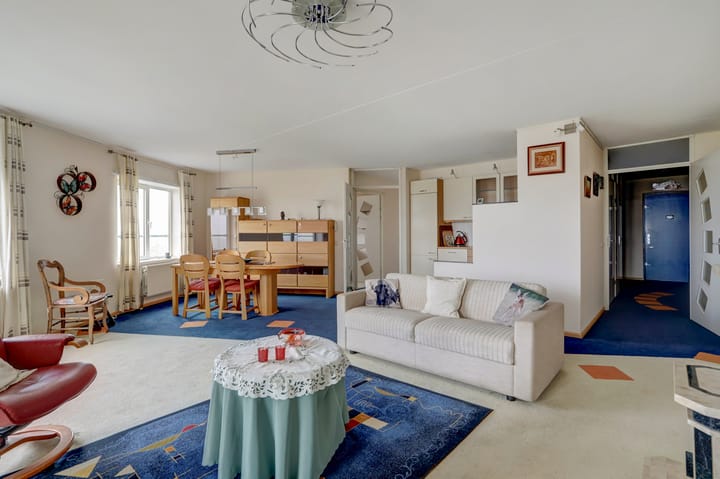 Foto 18 van Van Eesterenplein 292