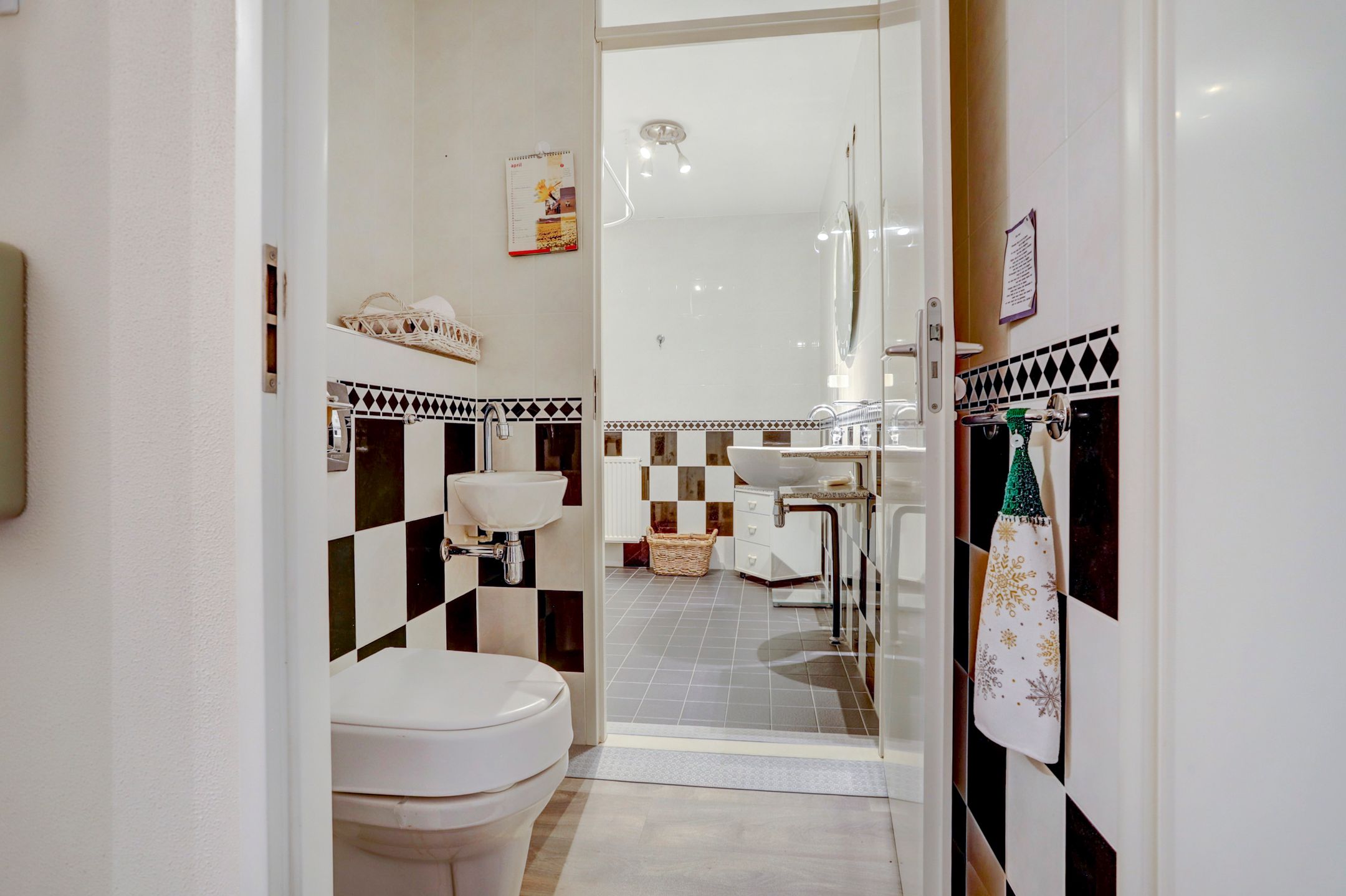 Foto 27 van Van Eesterenplein 292