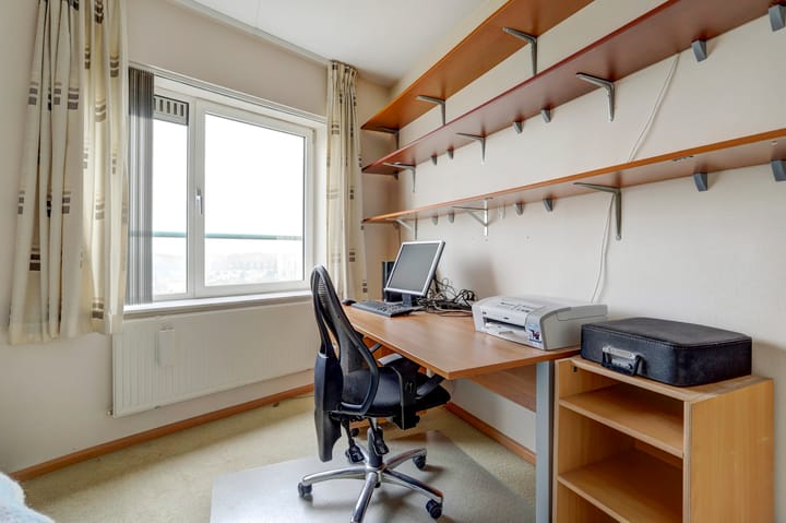 Foto 36 van Van Eesterenplein 292