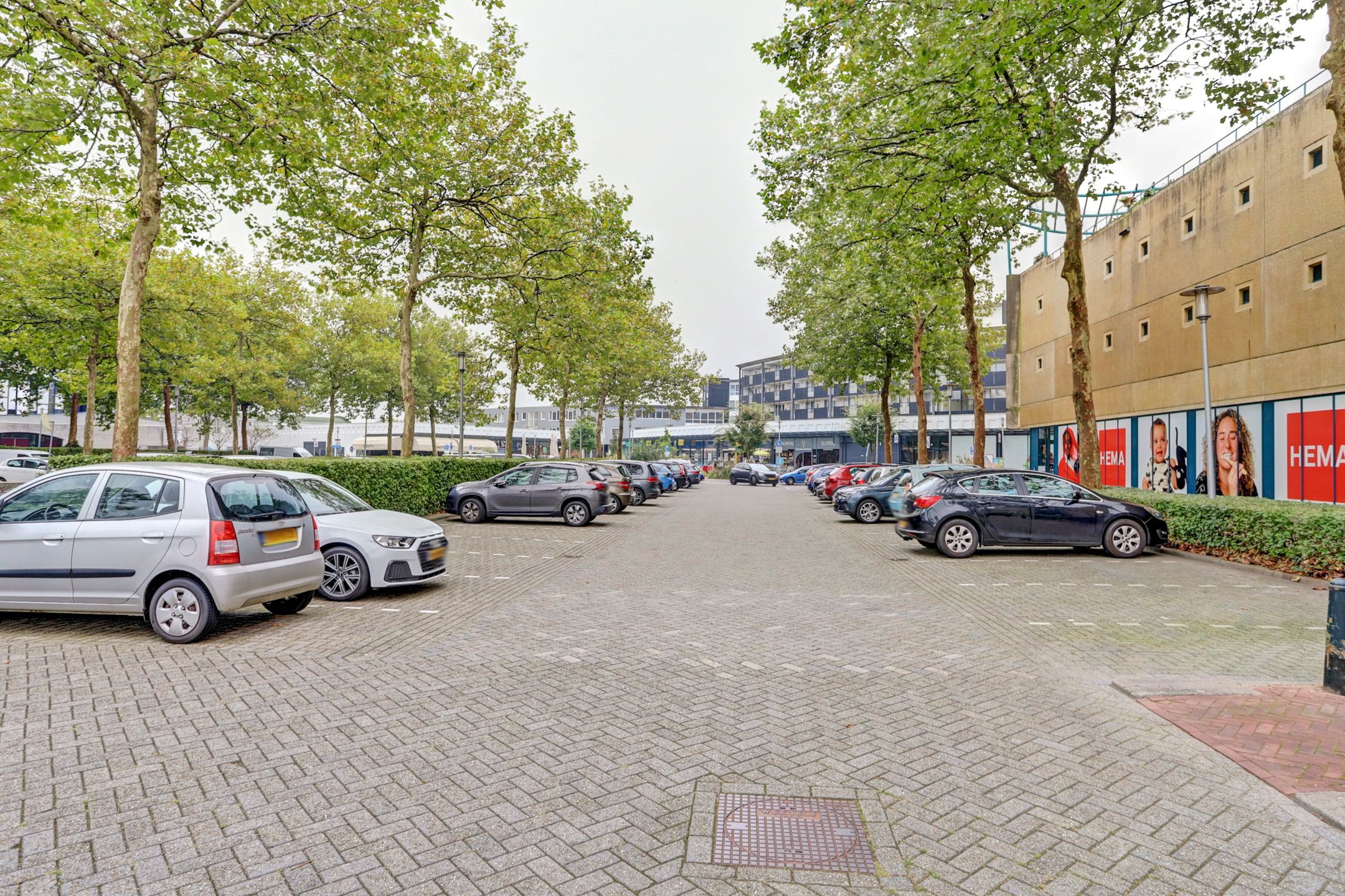 Foto 42 van Van Eesterenplein 292