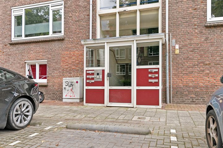 View photo 30 of Verbeetenstraat 44