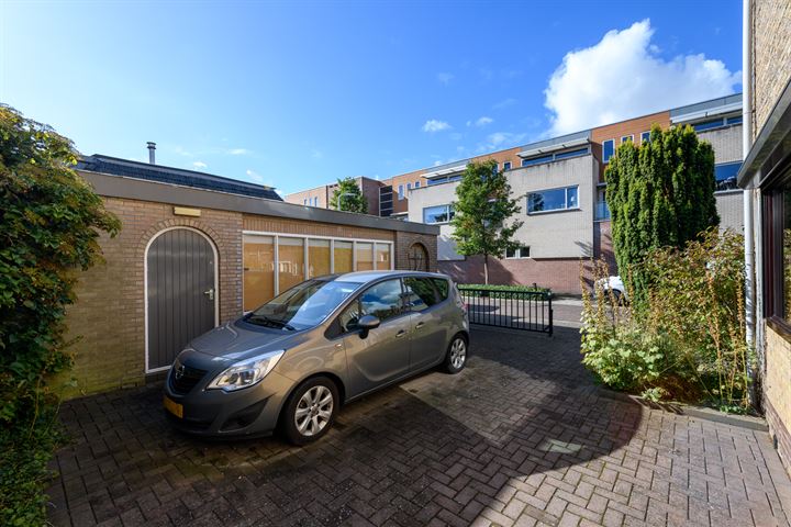 Bekijk foto 42 van Merelstraat 4