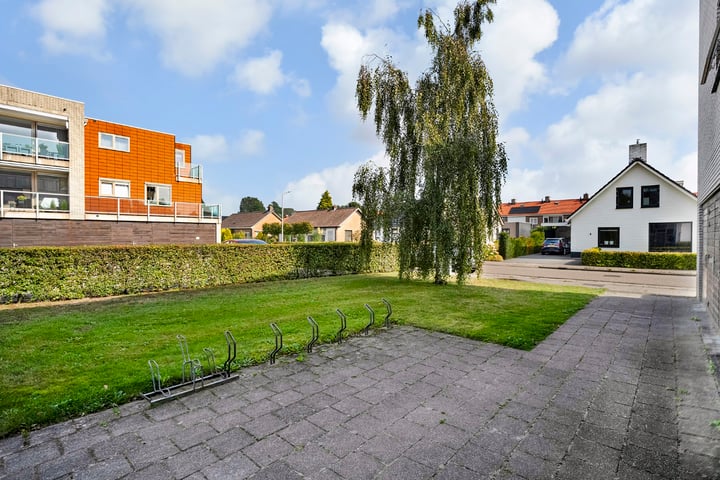 View photo 42 of Baron van Fridaghstraat 35