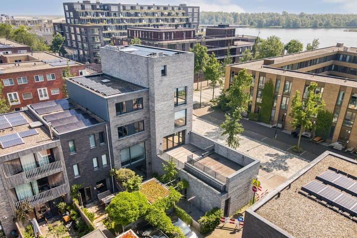 Foto 18 van Jan Vrijmanstraat 228