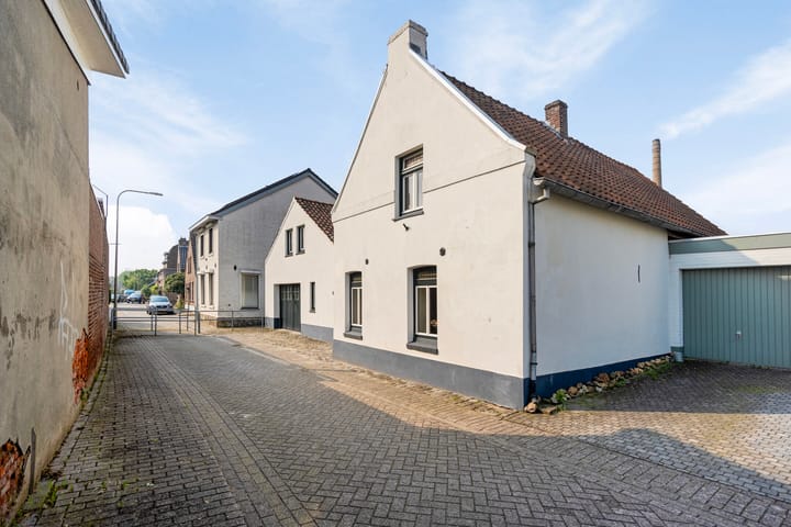 Foto 8 van Demertstraat 50