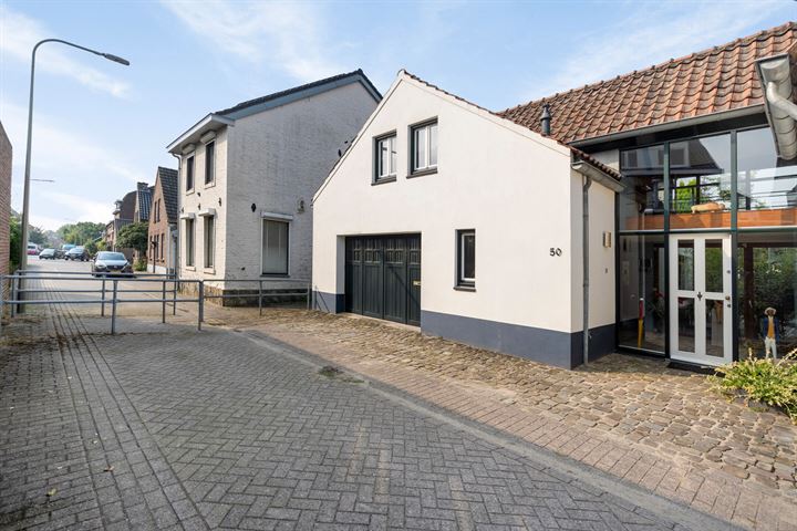 View photo 49 of Demertstraat 50