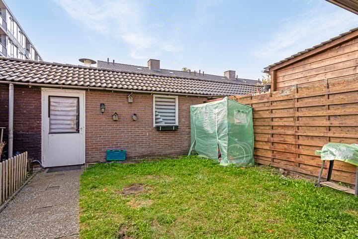 Foto 16 van Trompstraat 73