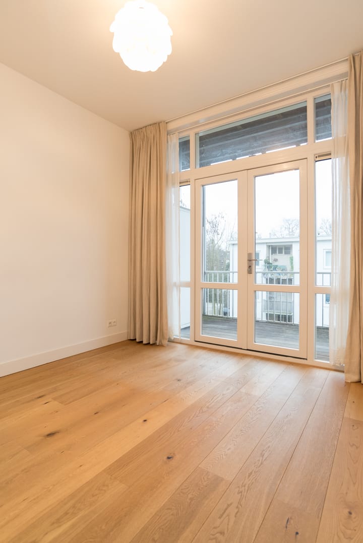 Foto 16 van Vrolikstraat 270-2