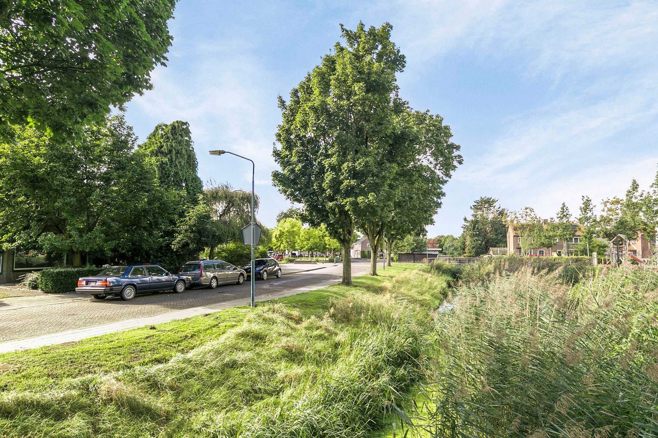 Grintweg, 42, Moerdijk, 4782AG, Noord-Brabant, Nederland 42