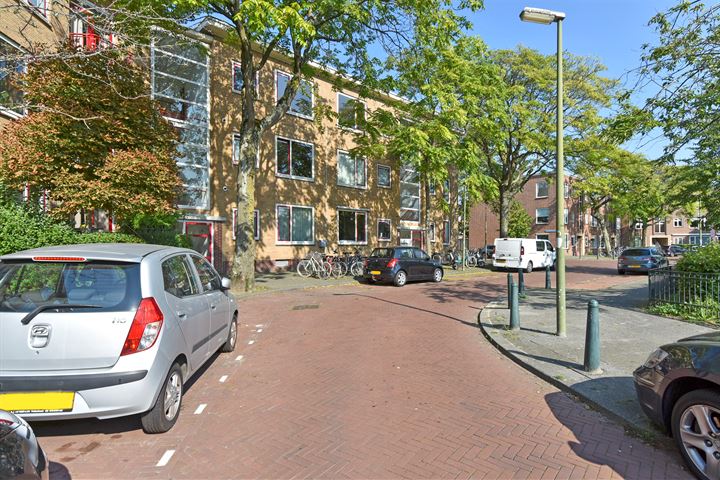 View photo 23 of Woudenbergstraat 81